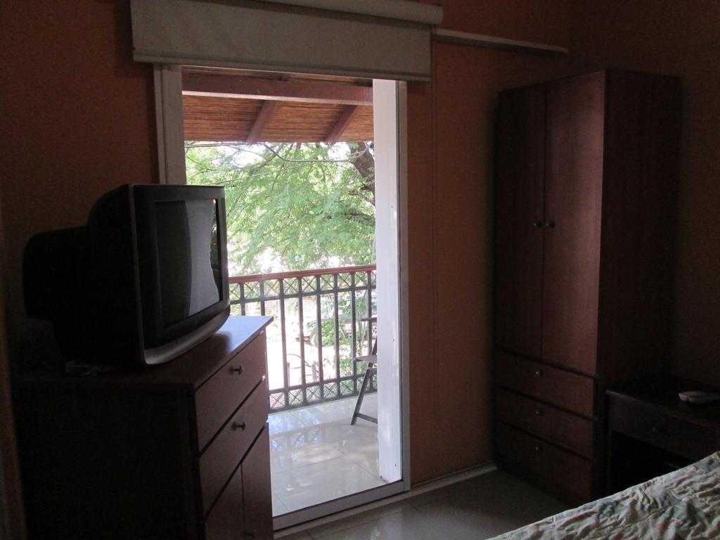Hotel San Luis Managua Ruang foto